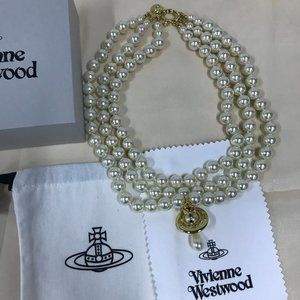 Vivienne Westwood Pearl Necklace